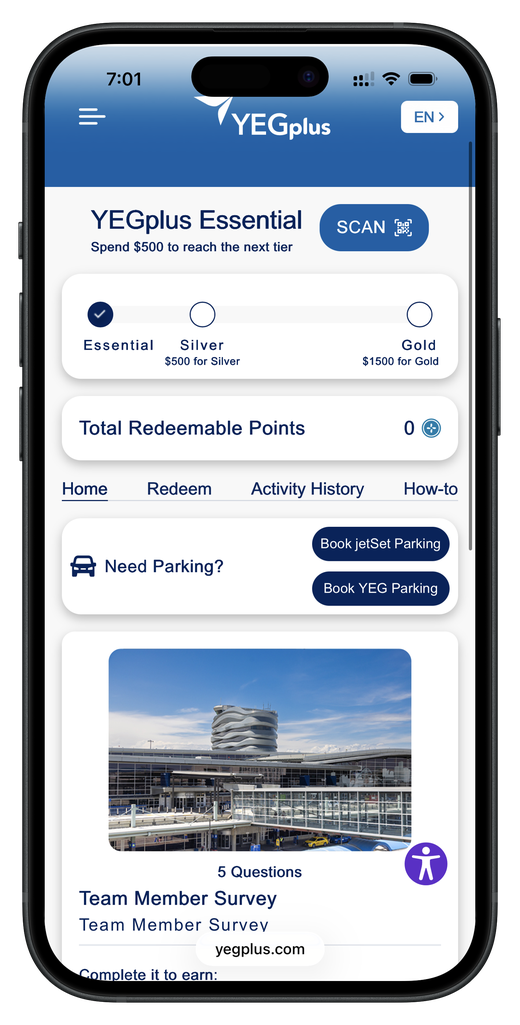 Pantalla de inicio de la app YEGplus que muestra el progreso de niveles de Essential a Silver y Gold, puntos canjeables, un botón de escaneo y la reserva de estacionamiento